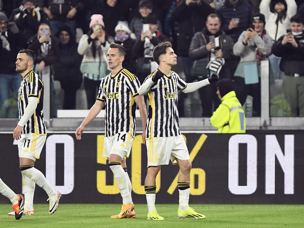 九游网页版-窗口期意大利杯传出新动向；尤文图斯主帅复盘；管理层表态：气氛紧张；资深球员宣示担当(尤文图斯官网中文)